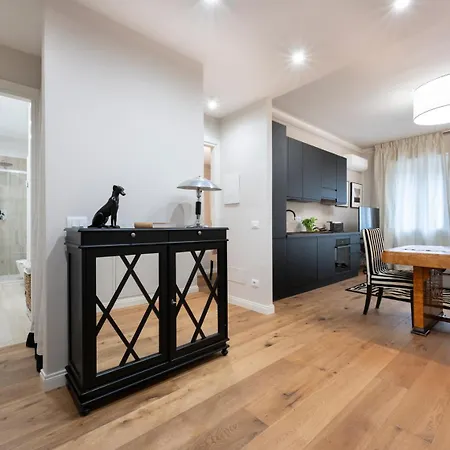 Apartament Angelico Con Balcone E Ascensore *